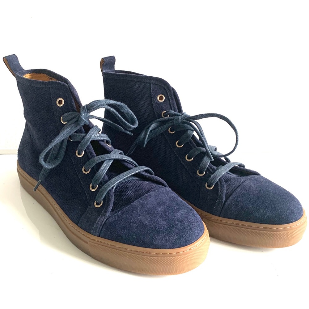 NWOT, Blue Suede, Gum Sole, Cap Toe, High Tops